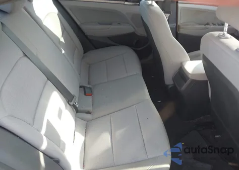 2018 Hyundai Elantra Sel z USA, uszkodzony, nr VIN 5NPD84LF4JH222546